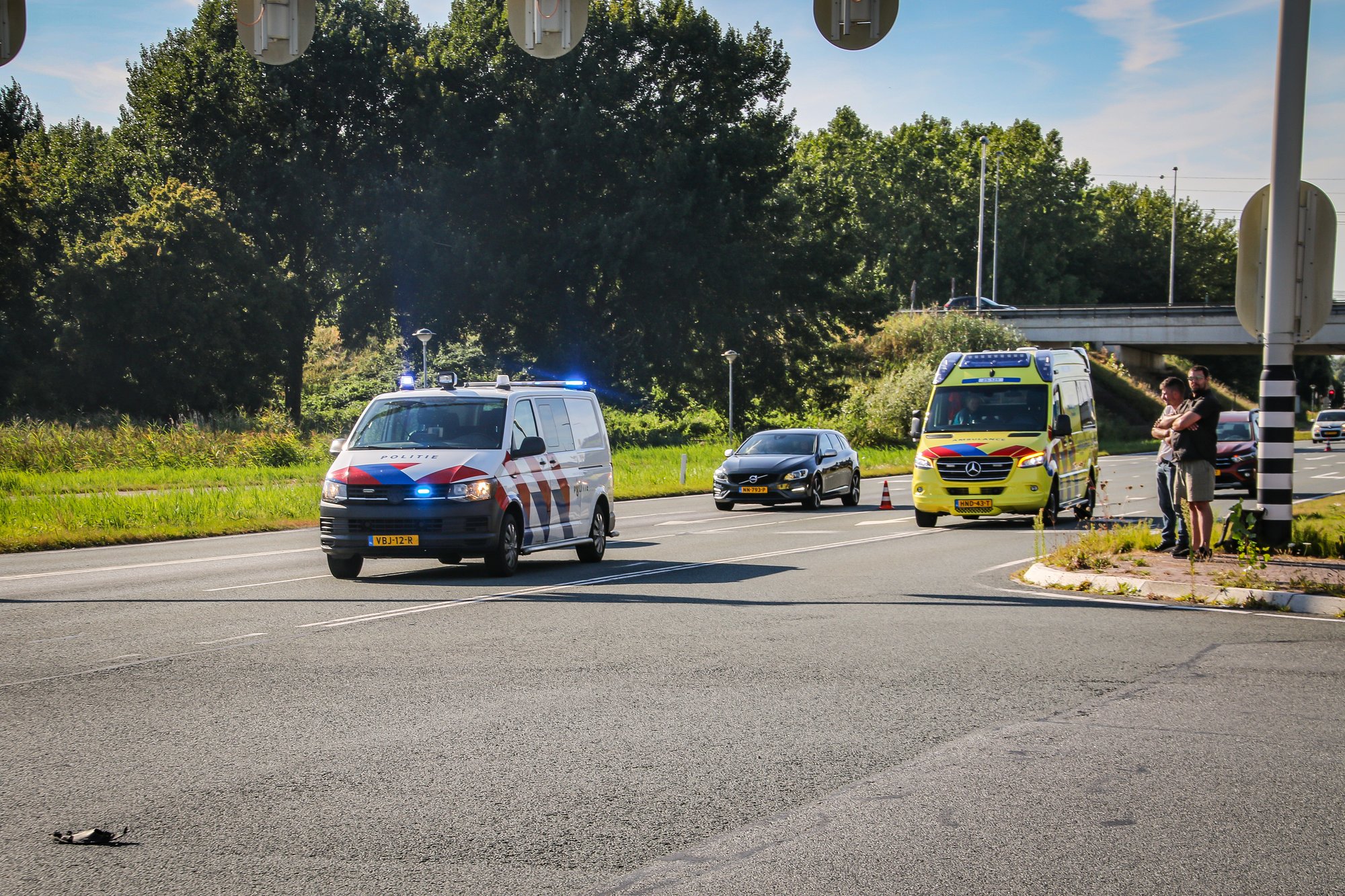 Aanrijding met twee voertuigen op N302 bij Lelystad, één persoon aangehouden