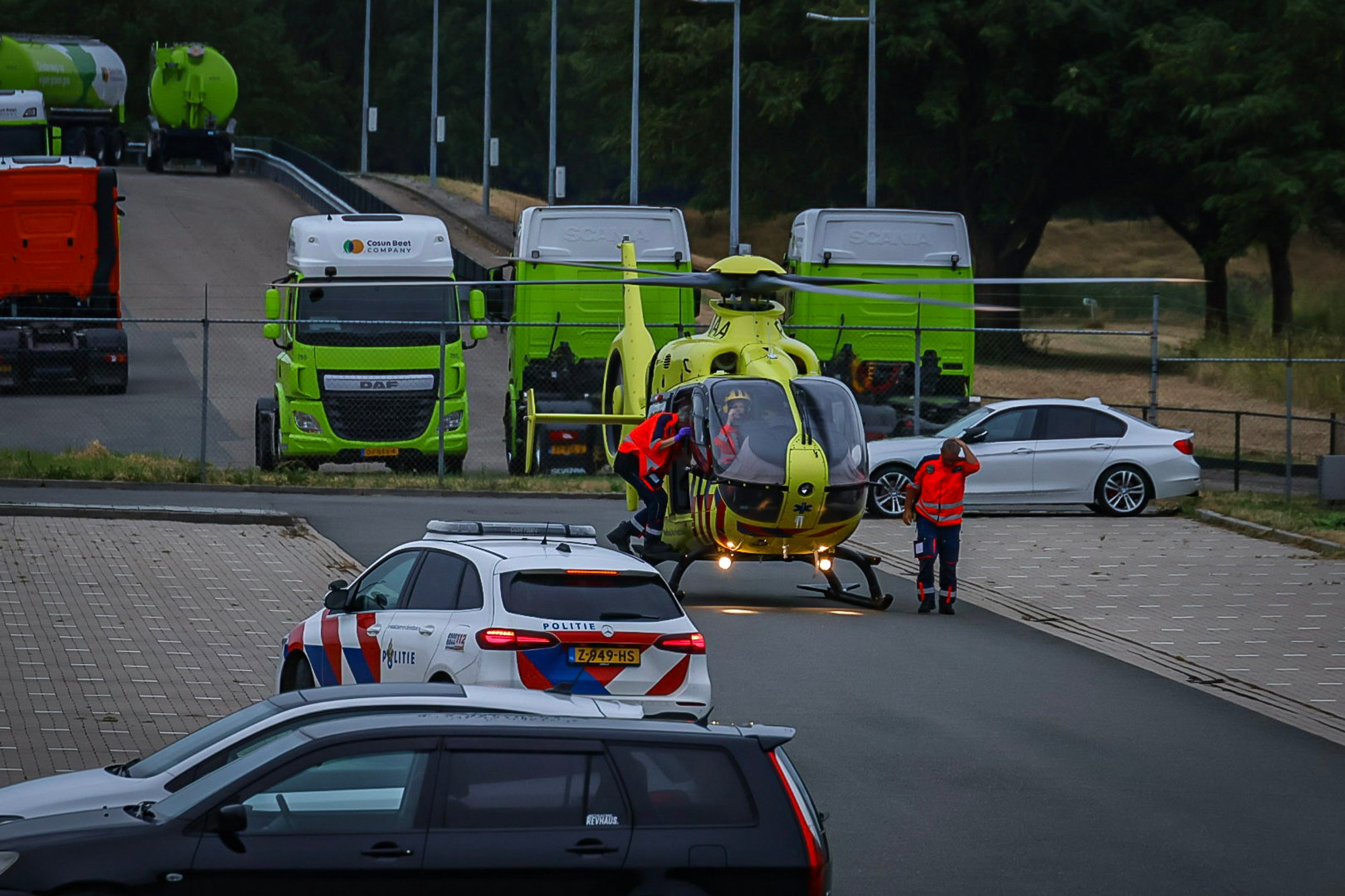 Persoon met spoed naar ziekenhuis na incident met gevaarlijke stoffen in Dinteloord