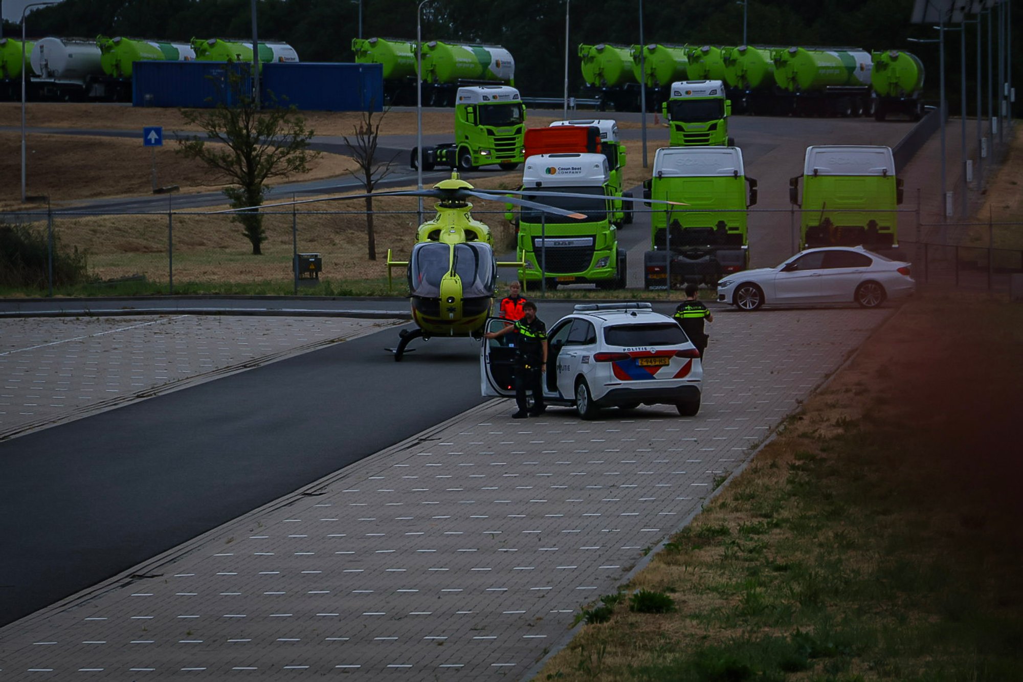 Persoon met spoed naar ziekenhuis na incident met gevaarlijke stoffen in Dinteloord