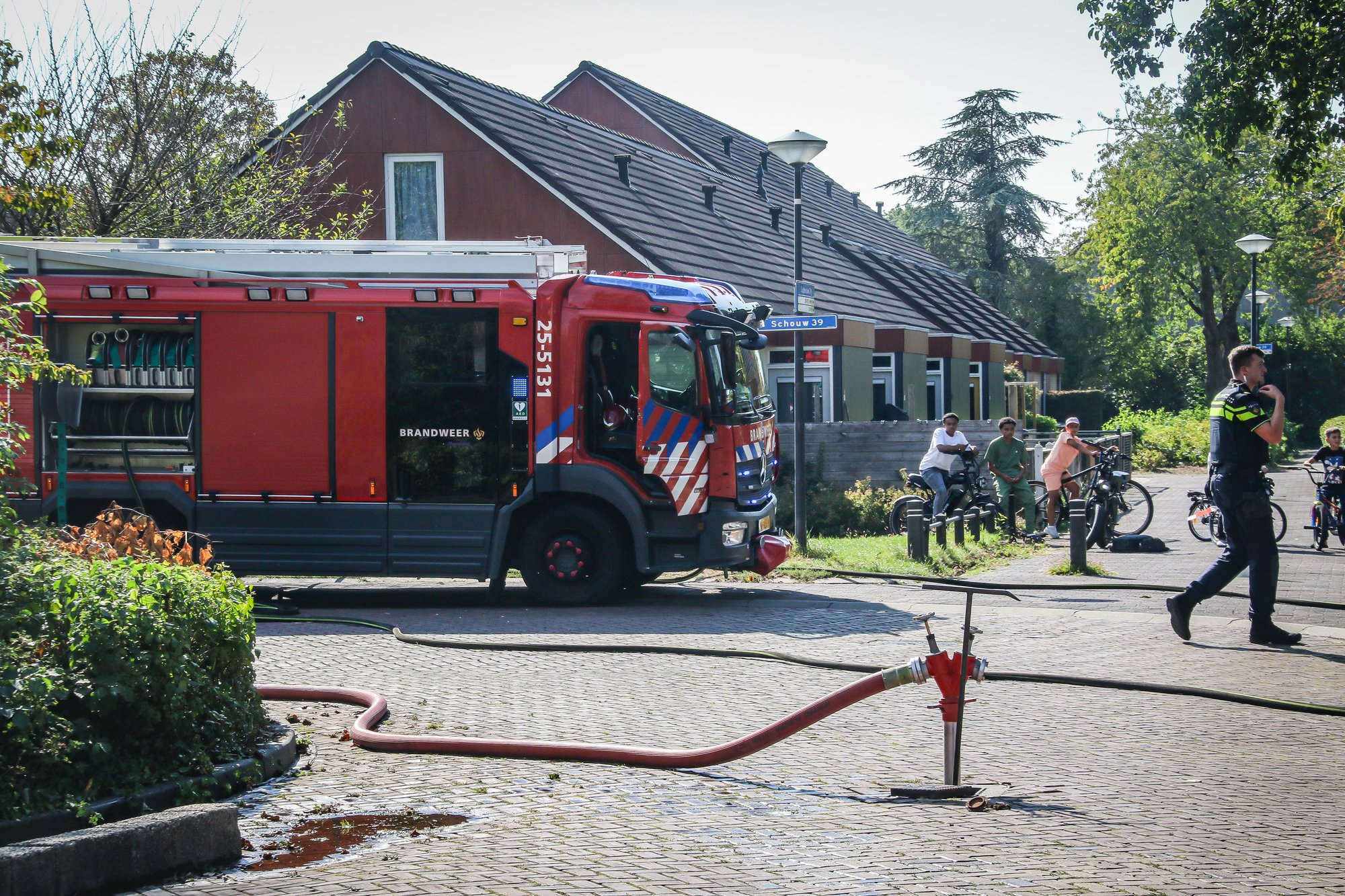 Schuurtje volledig afgebrand bij brand aan Schouw in Lelystad