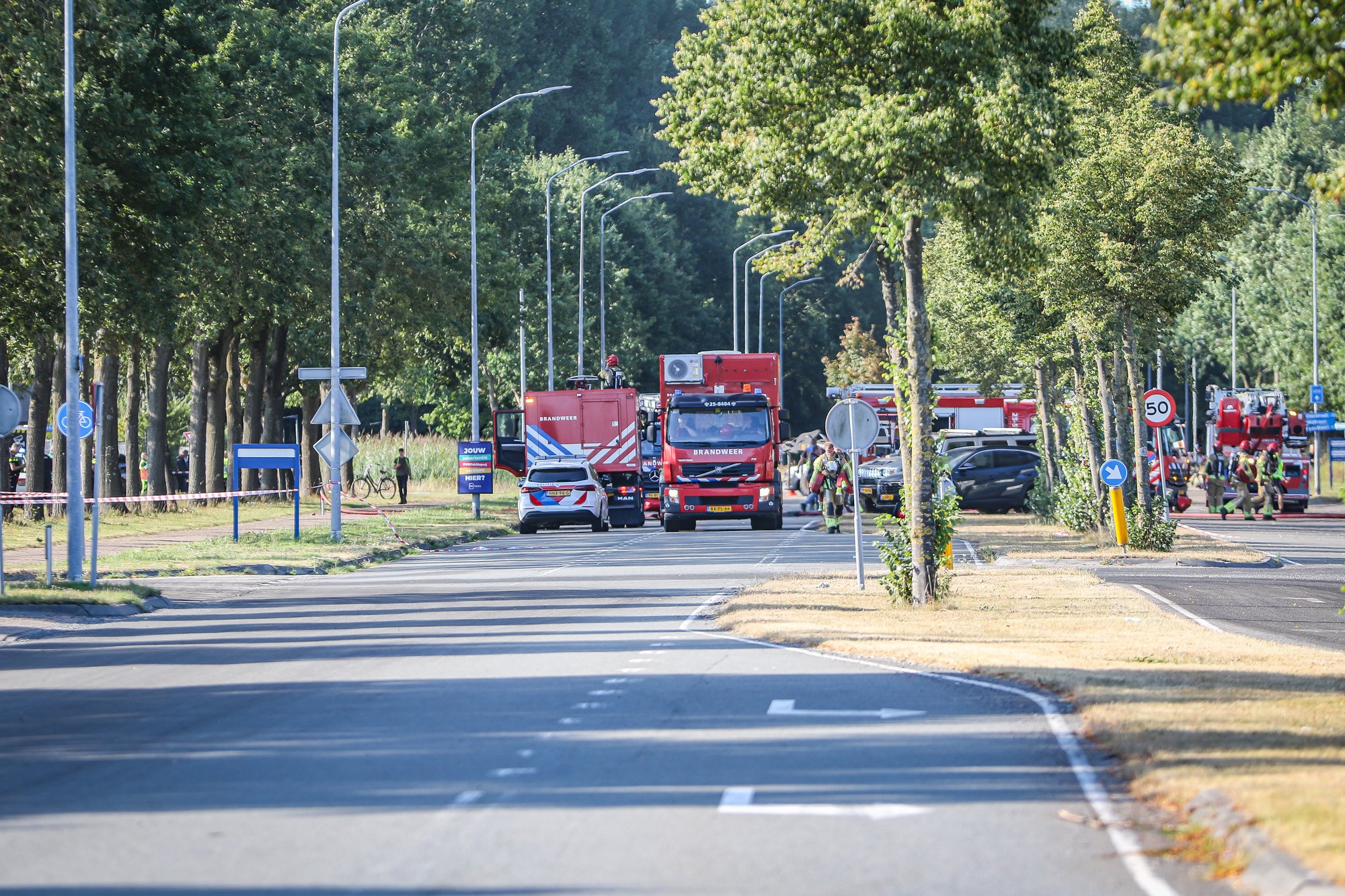 Zeer grote brand bij SOCAR in Lelystad, GRIP 1 opgeschaald
