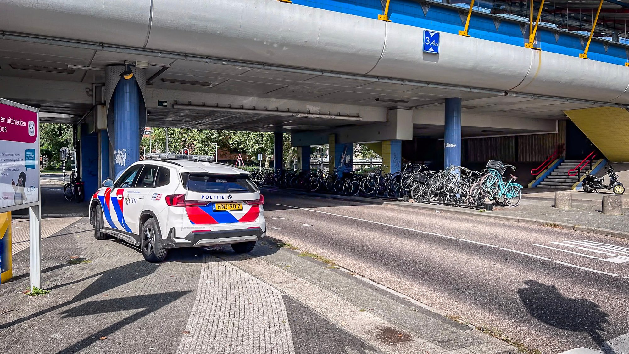 Aanrijding met persoon op spoor bij Almere, treinverkeer stilgelegd