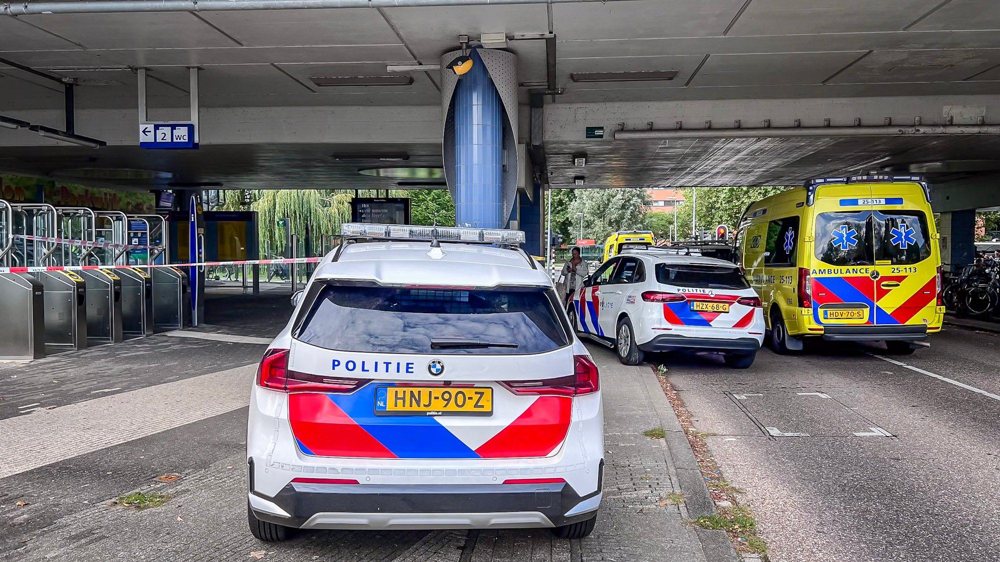 Aanrijding met persoon op spoor bij Almere, treinverkeer stilgelegd