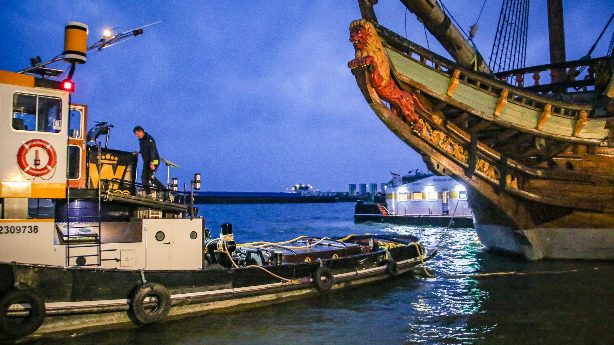 Batavia na 31 jaar in Lelystad terug naar Amsterdam voor reparaties