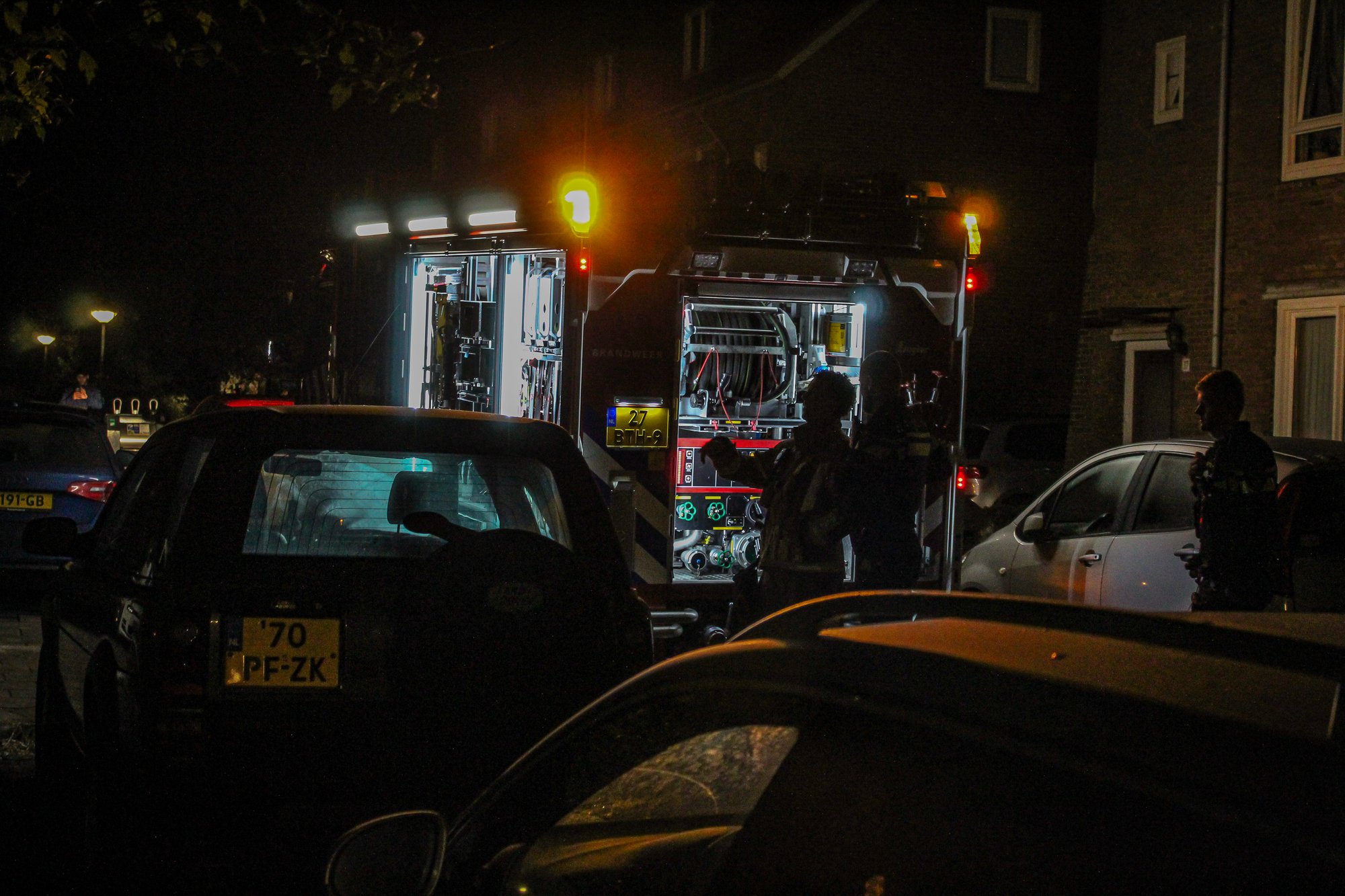 Bewoonster naar ziekenhuis na brand in magnetron in Zeist