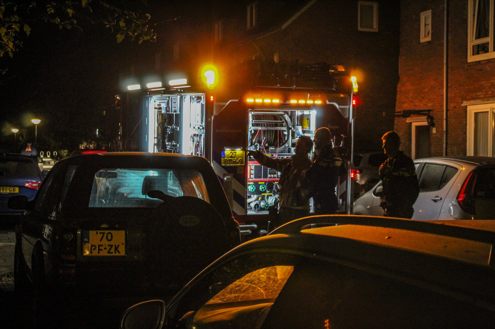 Bewoonster naar ziekenhuis na brand in magnetron in Zeist