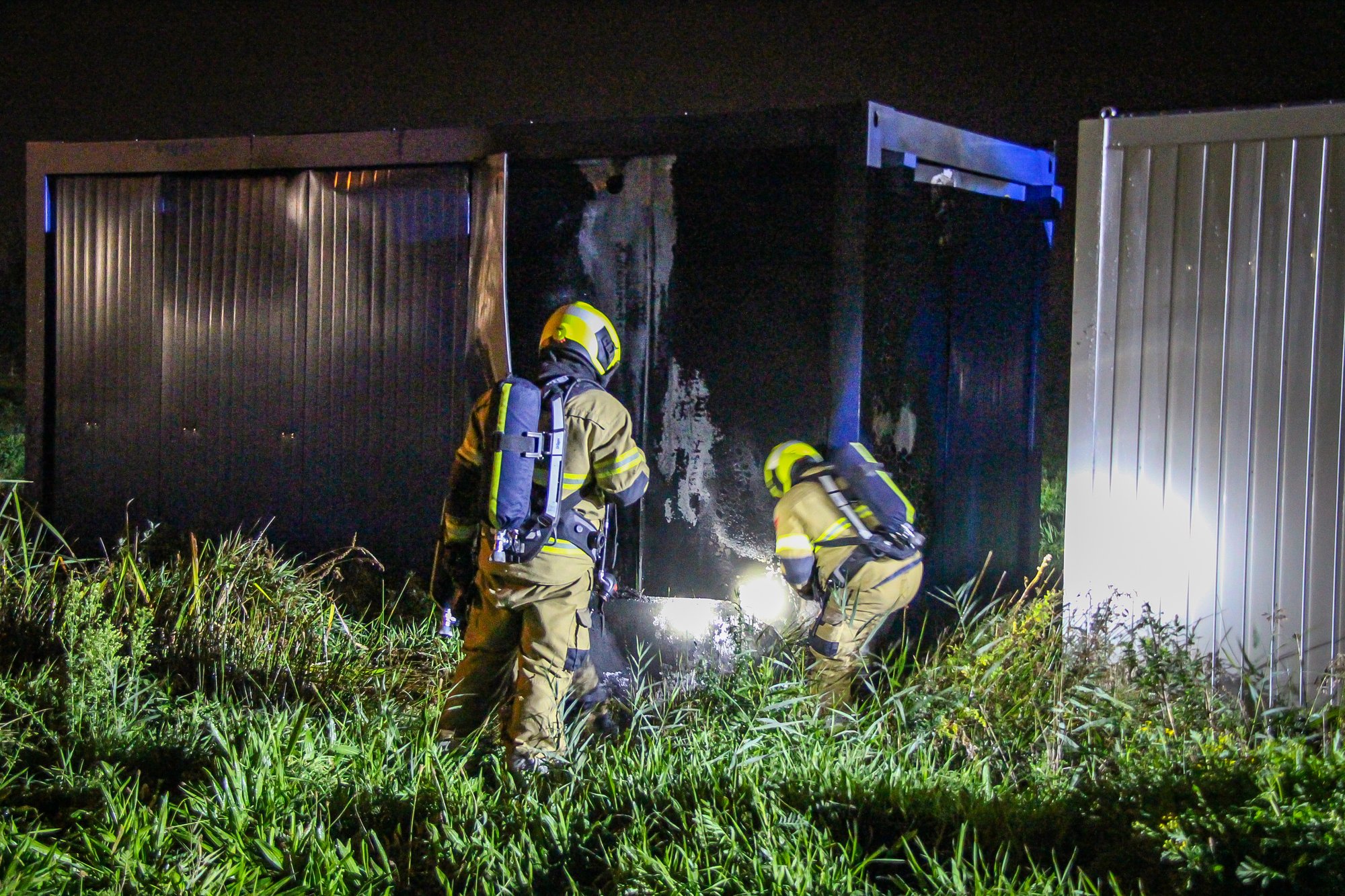 Brand in zeecontainer aan Mammoet in ’s-Hertogenbosch