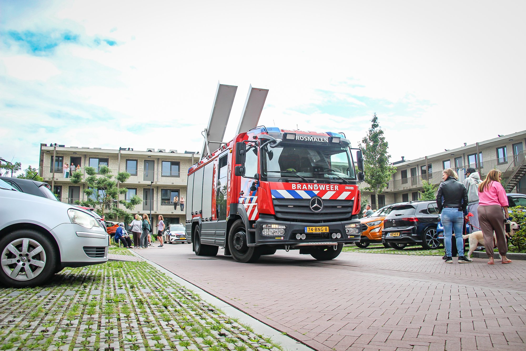 Brandweer verschaft zich toegang tot woning na afgaan alarm in Rosmalen