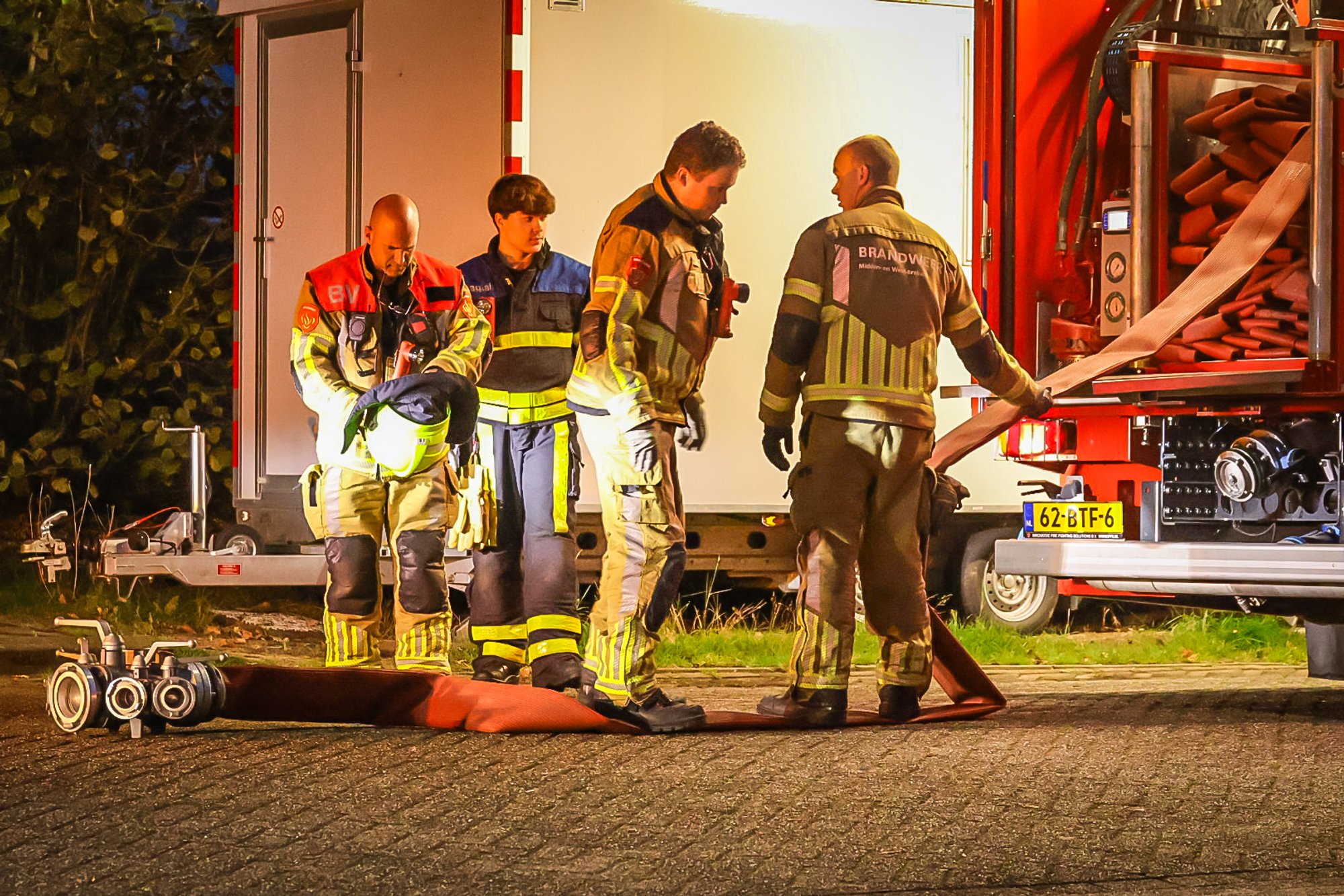 Grote brandweeroefening bij zorginstelling in Oud Gastel