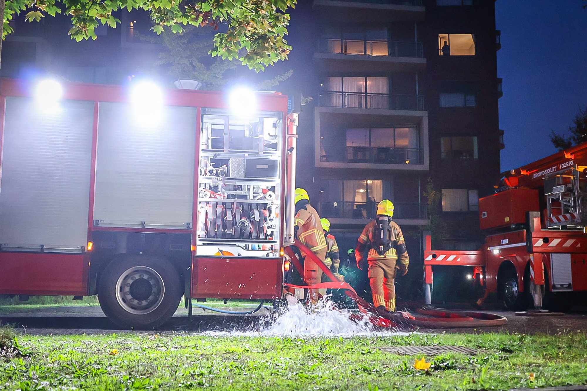 Grote brandweeroefening bij zorginstelling in Oud Gastel