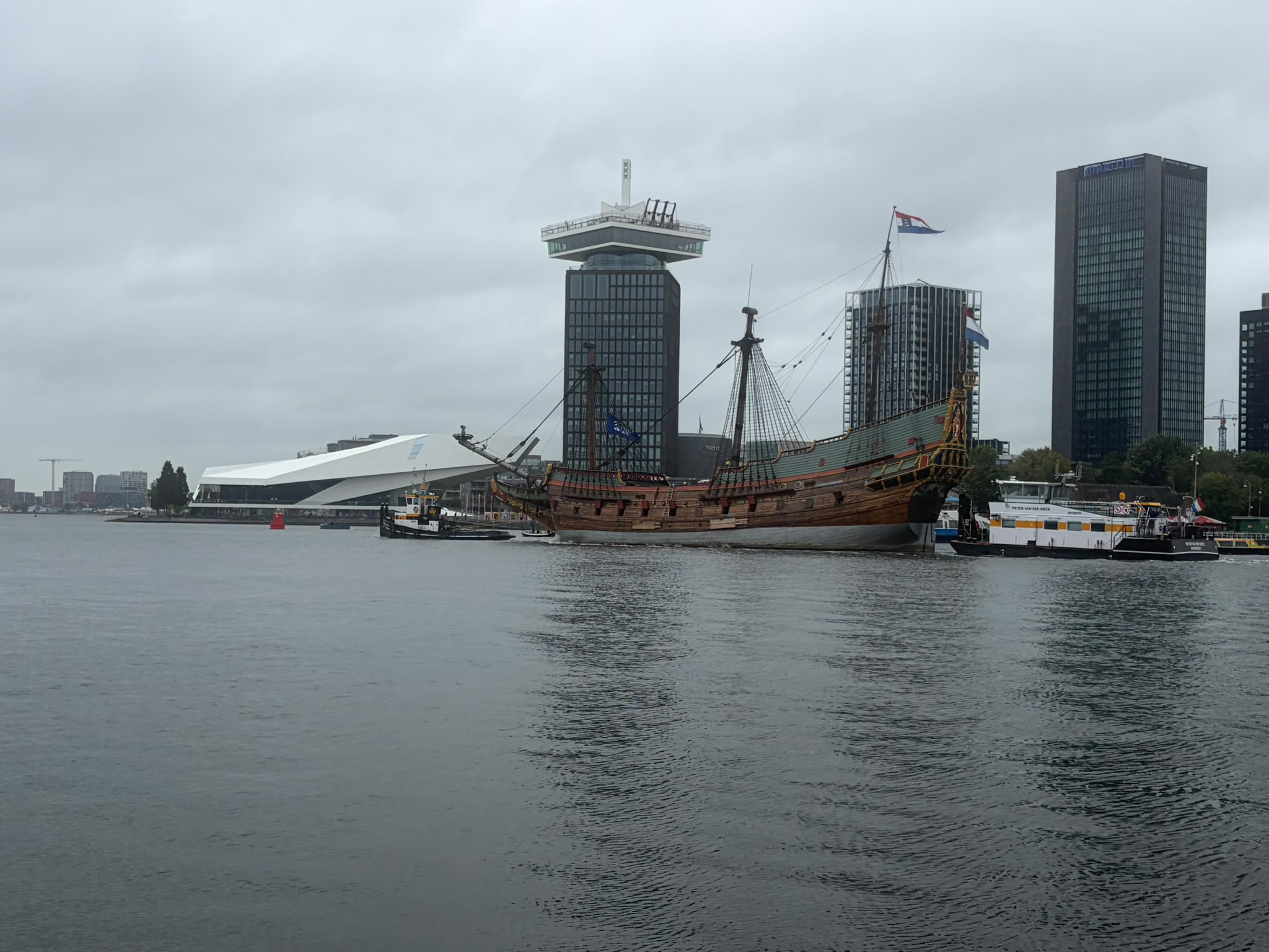 Batavia na 31 jaar in Lelystad terug naar Amsterdam voor reparaties