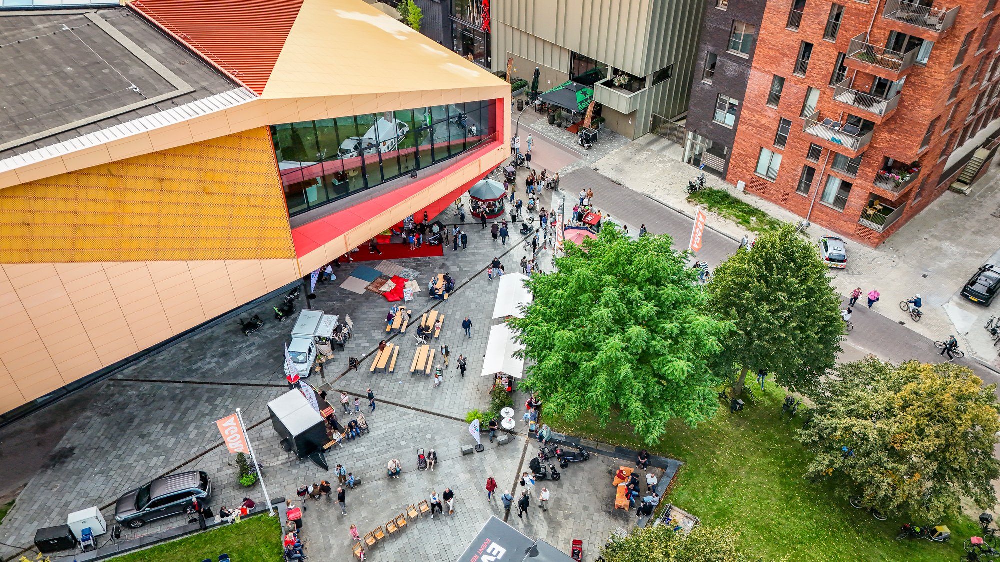 LELYSTART TRAPT NIEUW CULTUREEL SEIZOEN AF IN LELYSTAD