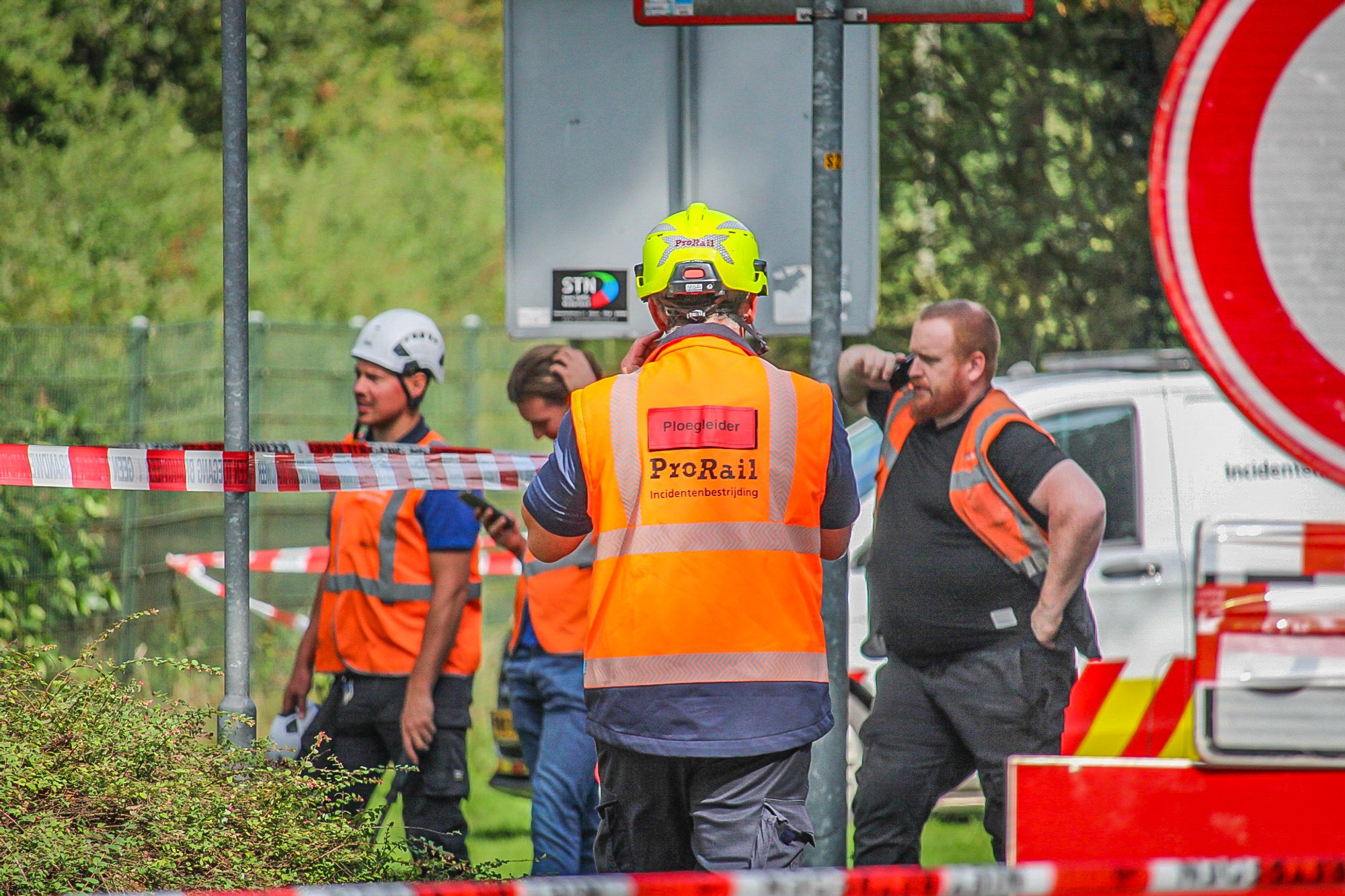 Trein botst op vrachtwagen bij Ermelo, treinverkeer rest van de dag stil