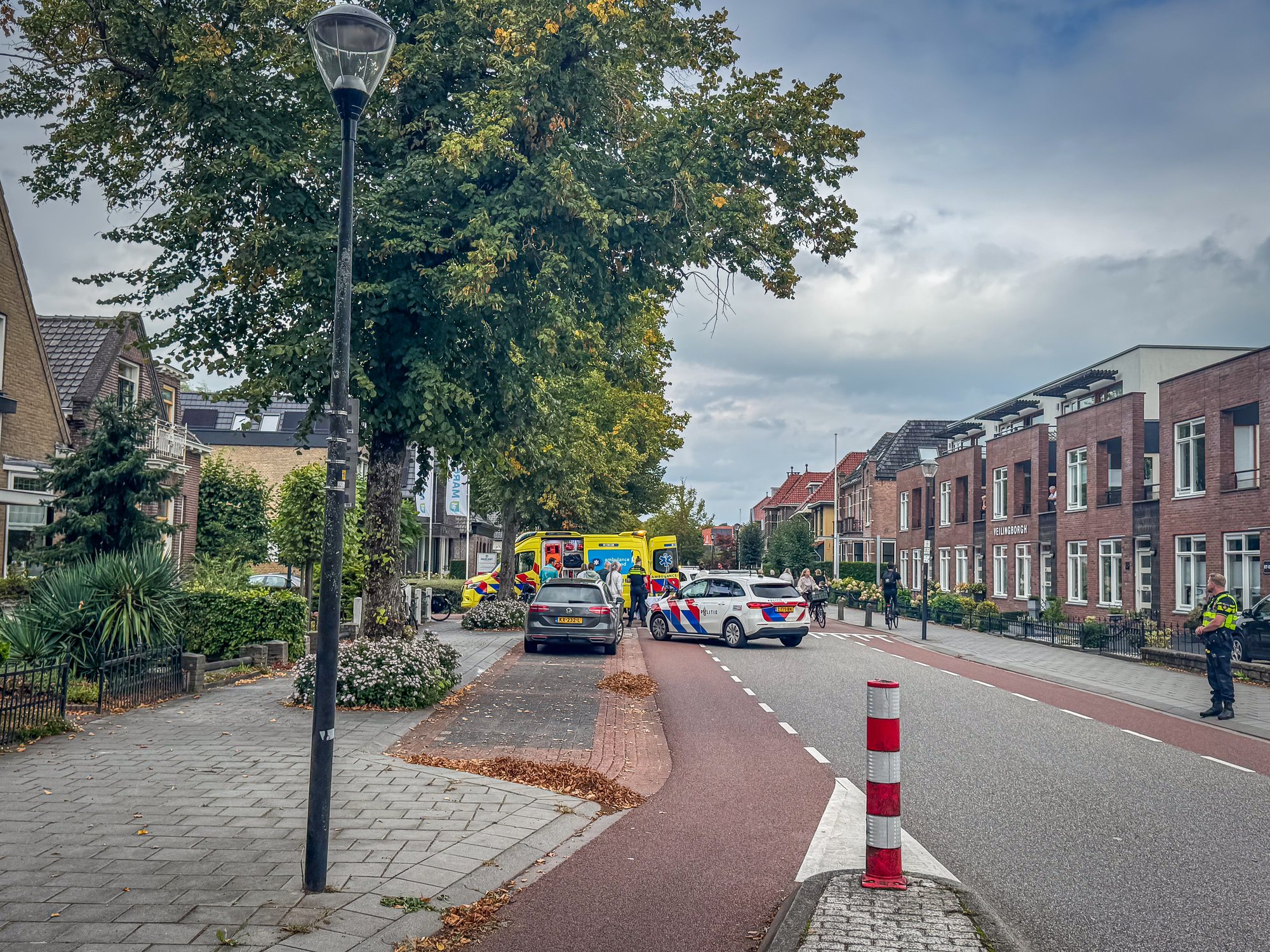 Vrouw gewond na botsing tussen twee fietsers in IJsselmuiden