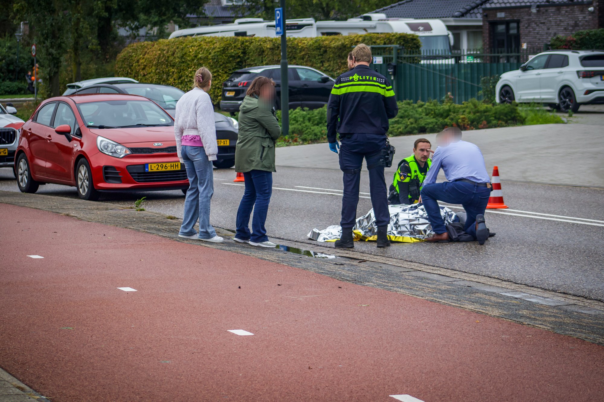 Scooterrijdster ten val gekomen op Emopad in Geldrop